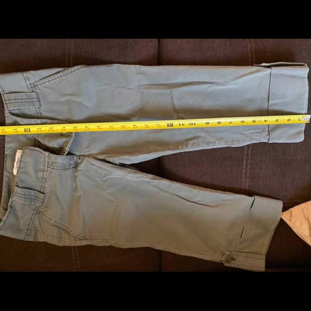 Express capris